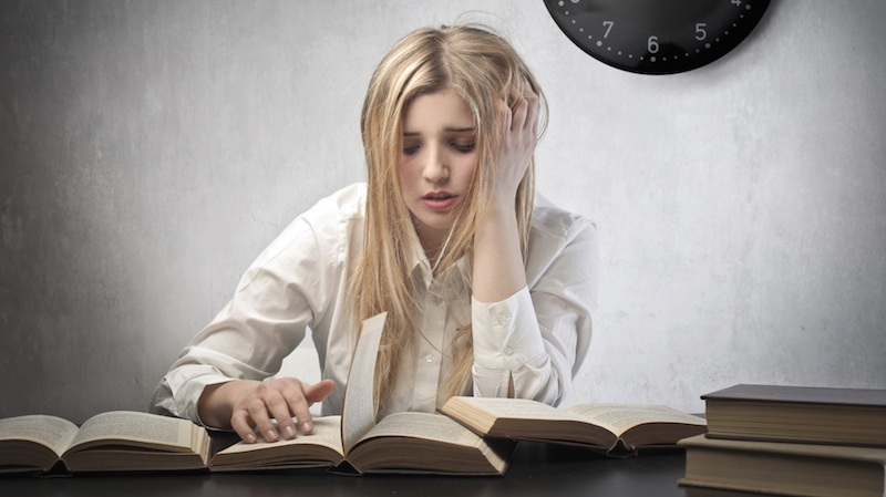 Sans devoirs, l’élève retrouve le goût des études et la joie de vivre.