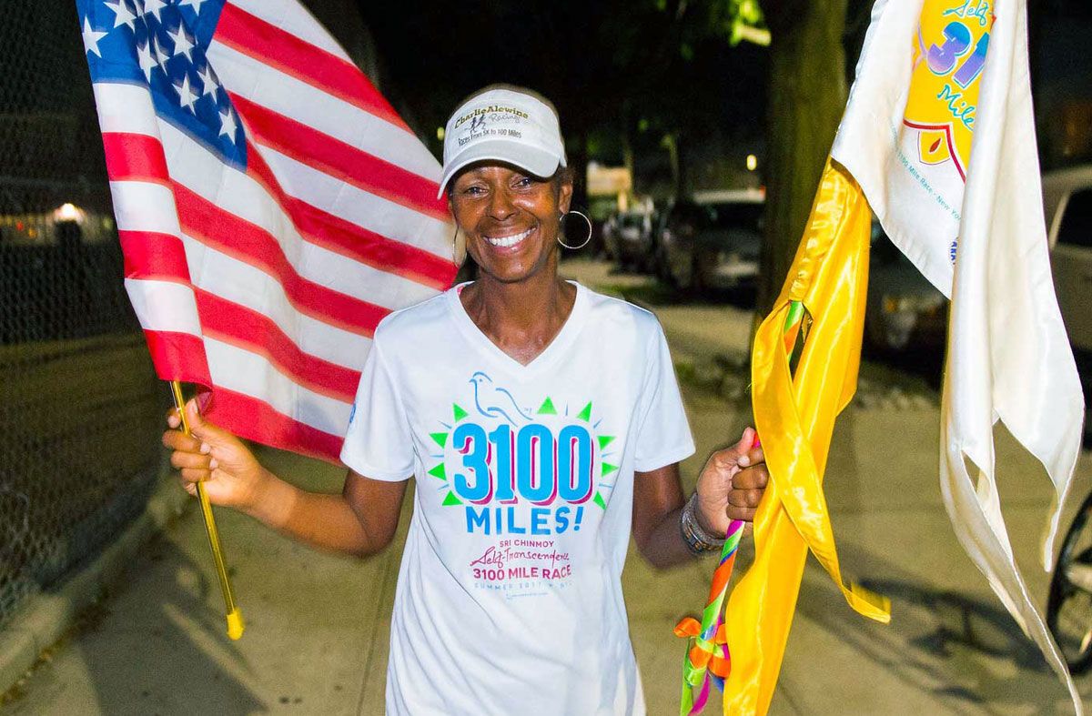 Yolanda Holder (59) walked 3100 miles in 52 days !