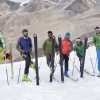 Glen Plake enseigne le ski à 6 guides Népalais à 5000m d’altitude en Himalaya