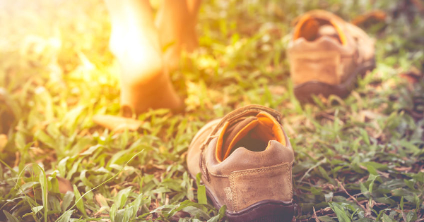 Take your shoes off, if you want to be healthy. The Science of Grounding.