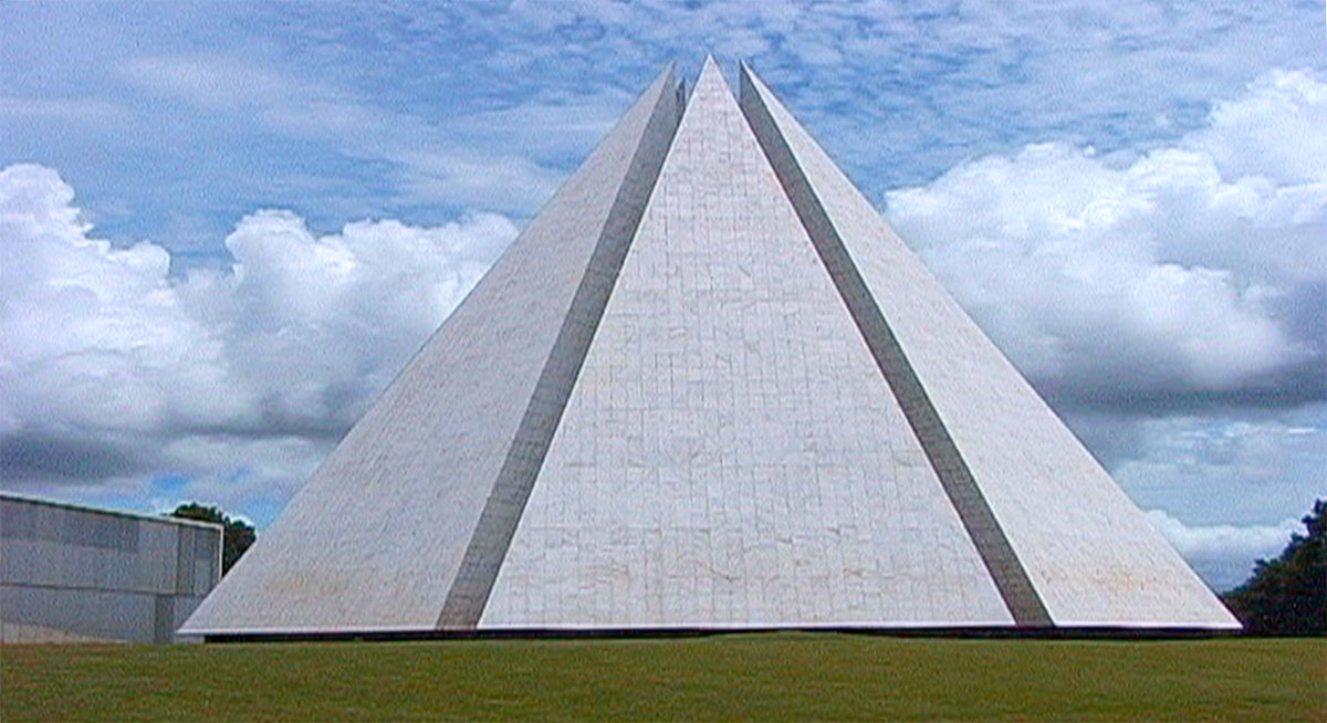 Power Place in Brasilia: Temple of Good Will